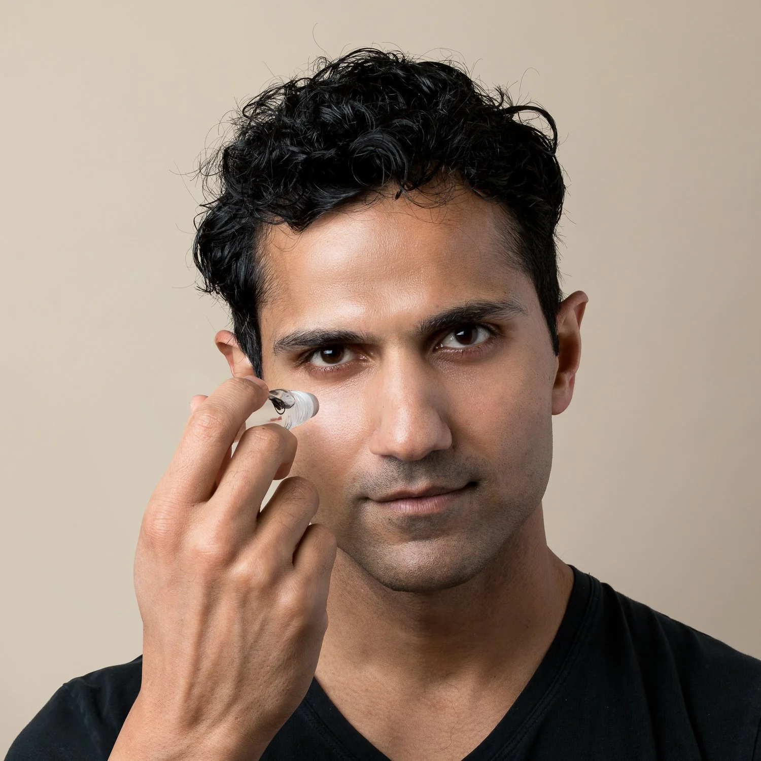 Product 04 - Energizing Eye Tool - Image 3